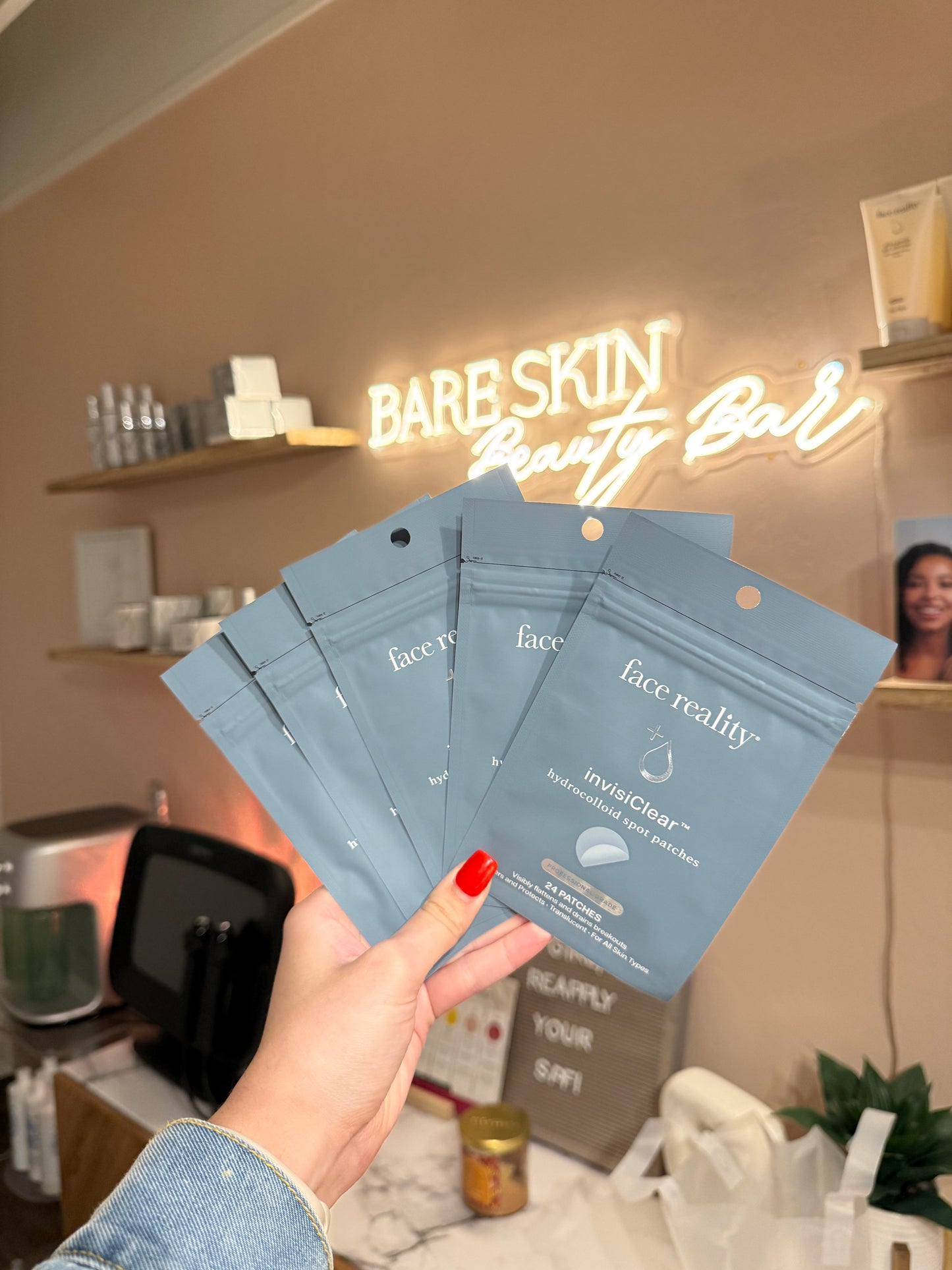 NEW!! invisiClear Acne Patches